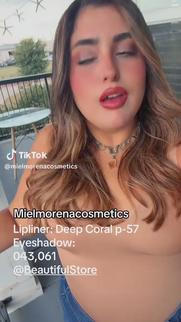 Coral  Profundo lipliner or P57